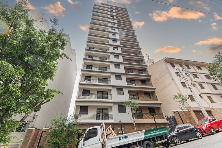 Belo apto de 2 dormitórios ao lado do Allianz