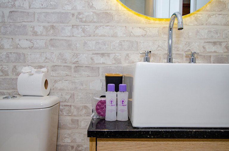 Charmoso studio no coração da Sumaré