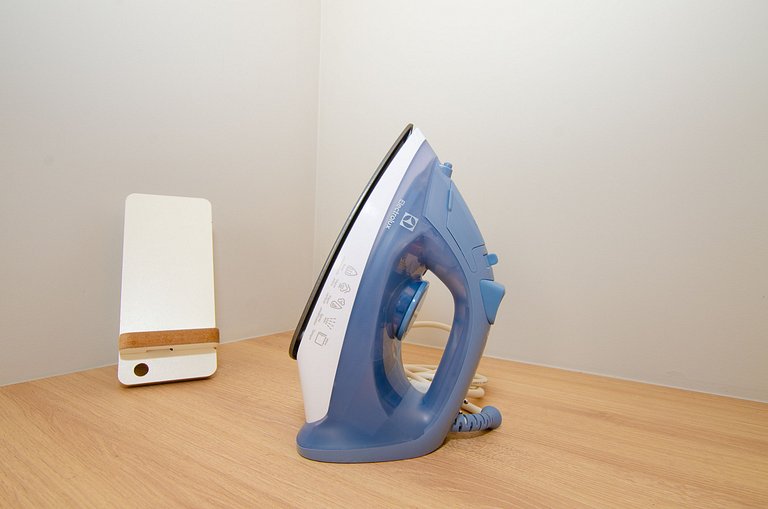 Lindo apto com 2 dorms e varanda na Pompéia