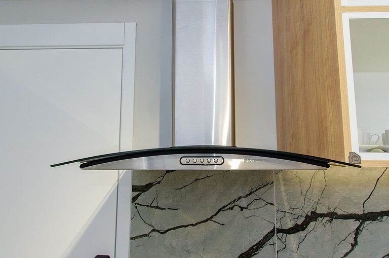 Lindo apto com 2 dorms e varanda na Pompéia