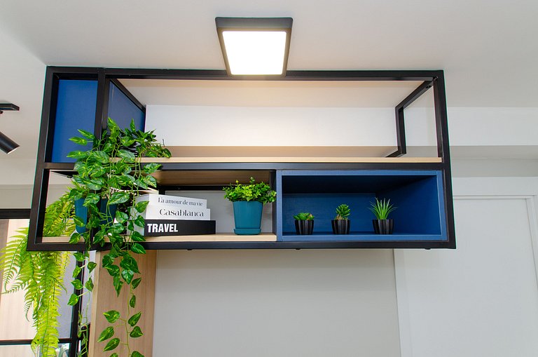 Lindo apto com 2 dorms e varanda na Pompéia