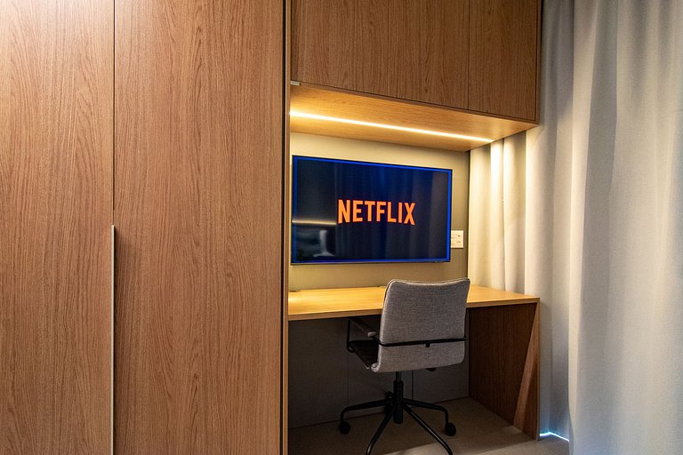 Charmoso studio ao lado da estação Paraiso