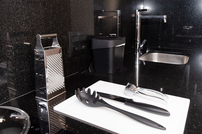 Charmoso studio ao lado da estação Paraiso