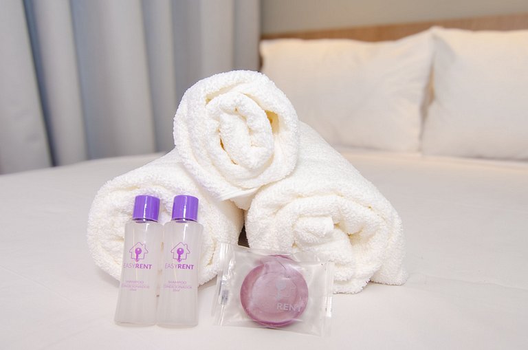 Charmoso studio ao lado da estação Paraiso