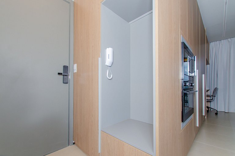 Charmoso studio ao lado da estação Paraiso