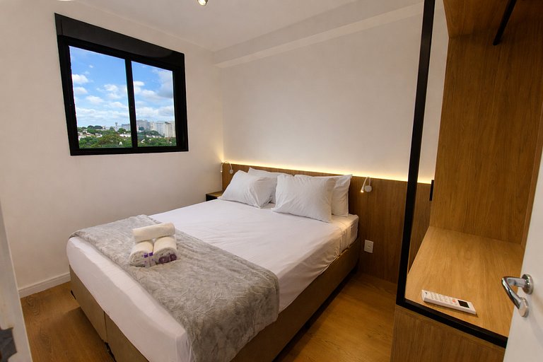 Belo apto com varanda em Indianapolis