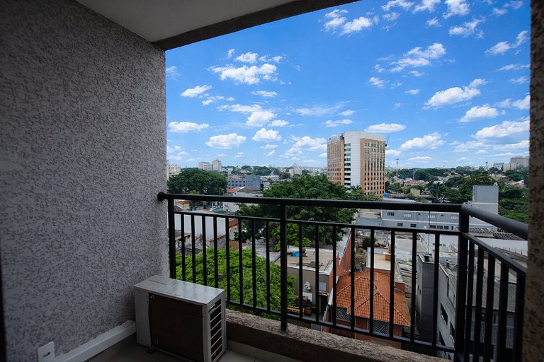 Belo apto com varanda em Indianapolis