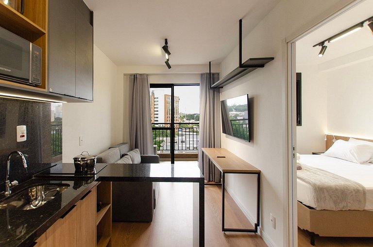 Belo apto com varanda em Indianapolis