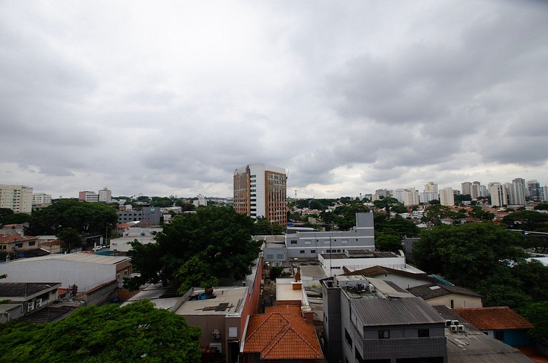 Belo apto com varanda em Indianapolis