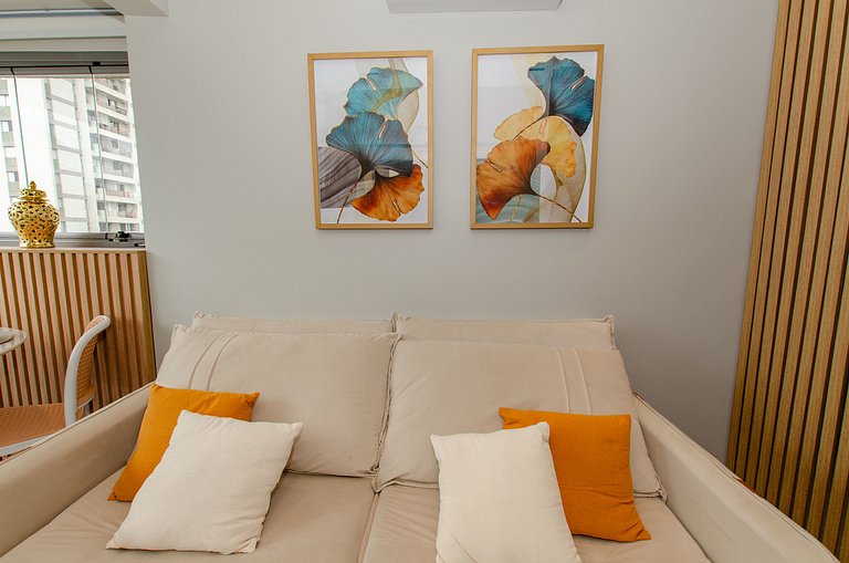 Belo apto C/1 dorm, vaga, cama queen e piscina.