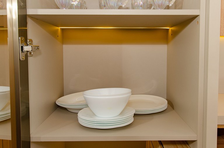 Belo apto C/1 dorm, vaga, cama queen e piscina.