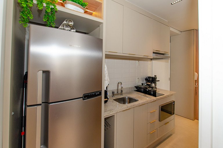 Belo apto C/1 dorm, vaga, cama queen e piscina.