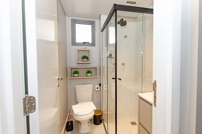 Belo apto C/1 dorm, vaga, cama queen e piscina.