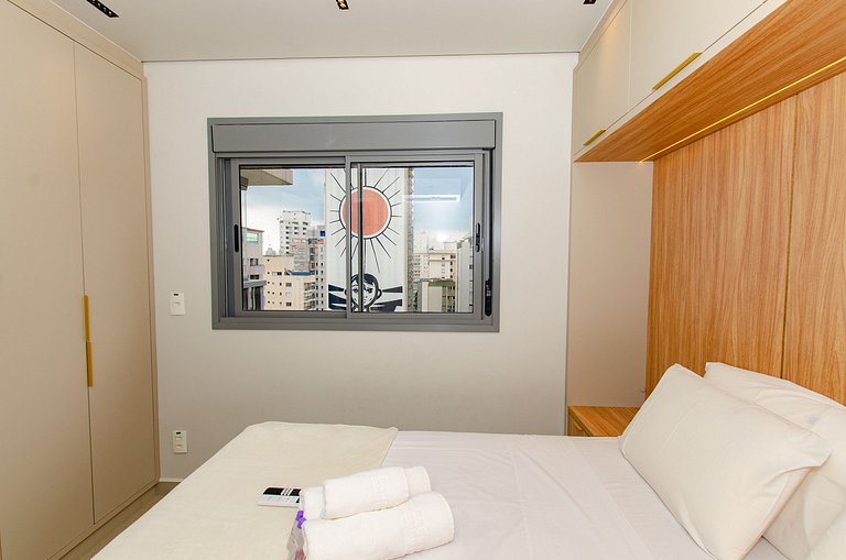 Belo apto C/1 dorm, vaga, cama queen e piscina.