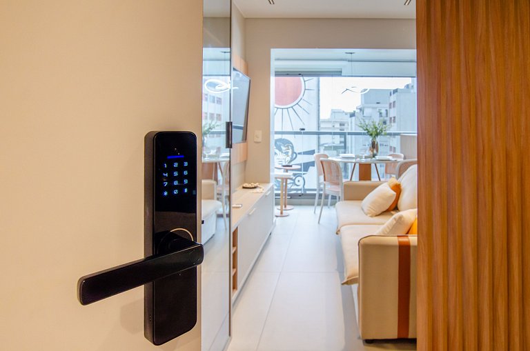 Belo apto C/1 dorm, vaga, cama queen e piscina.