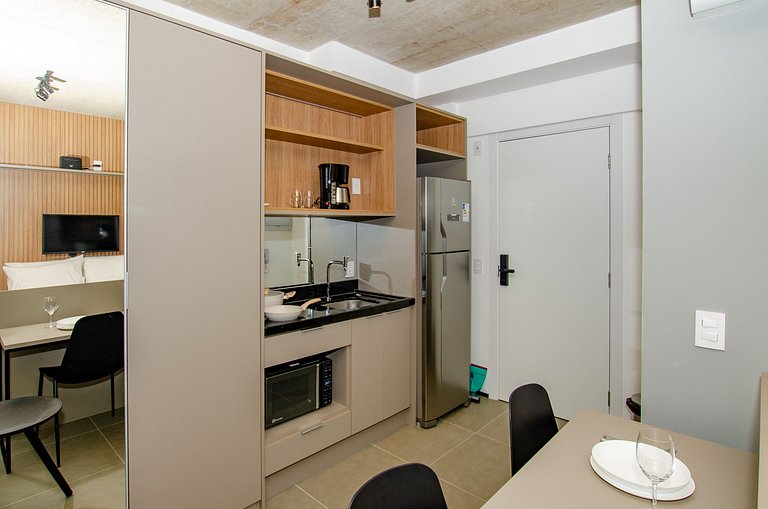 Belo studio no coração da Alameda Itu