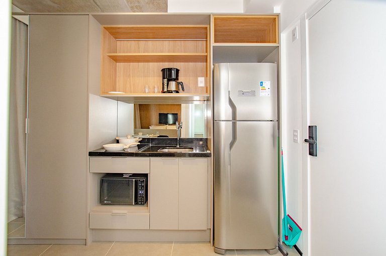 Belo studio no coração da Alameda Itu