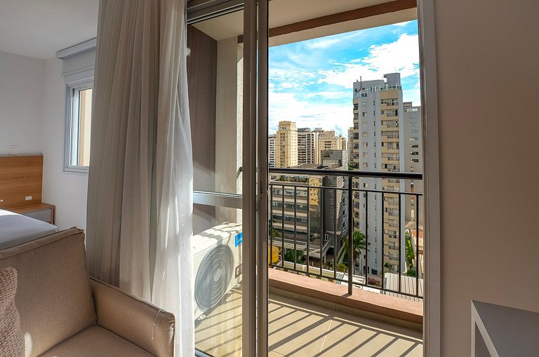 Charmoso studio na Cardeal Arcoverde