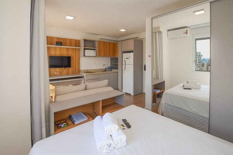 Charmoso studio na Cardeal Arcoverde