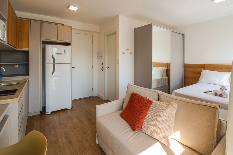 Charmoso studio na Cardeal Arcoverde