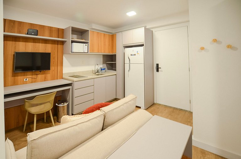 Charmoso studio na Cardeal Arcoverde