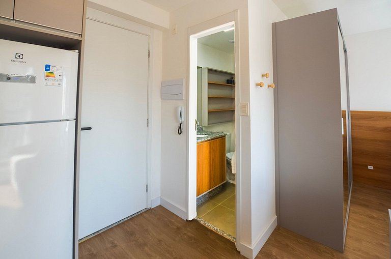 Charmoso studio na Cardeal Arcoverde