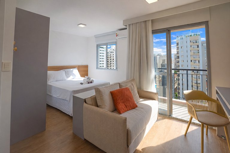 Charmoso studio na Cardeal Arcoverde