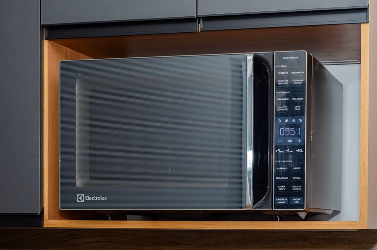 Charmoso studio na Fradique Coutinho