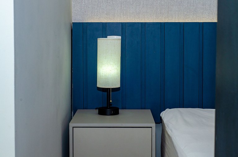 Charmoso studio na Fradique Coutinho