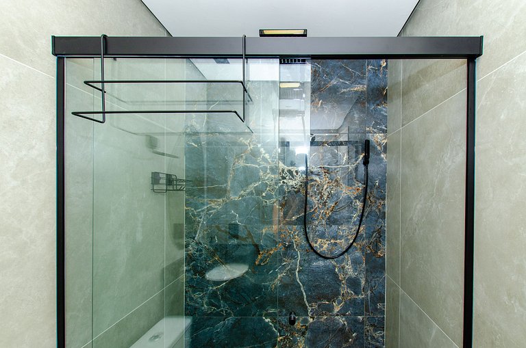 Charmoso studio na Fradique Coutinho