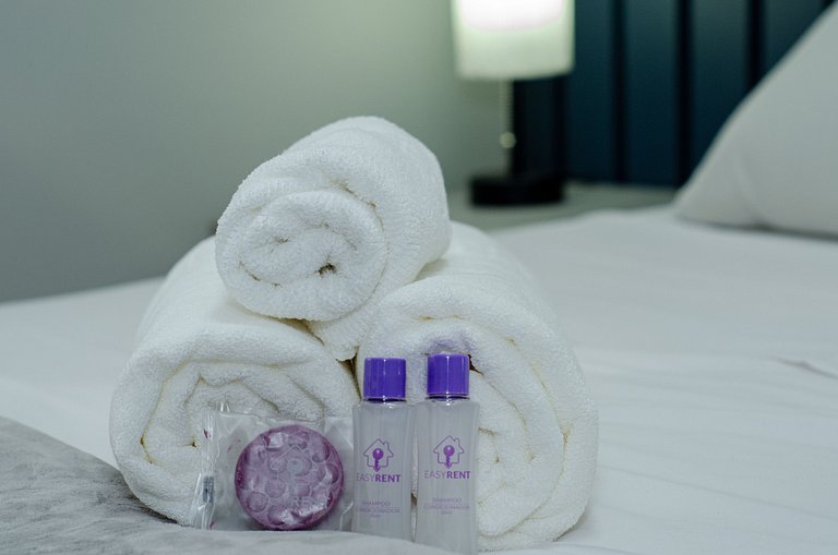 Charmoso studio na Fradique Coutinho