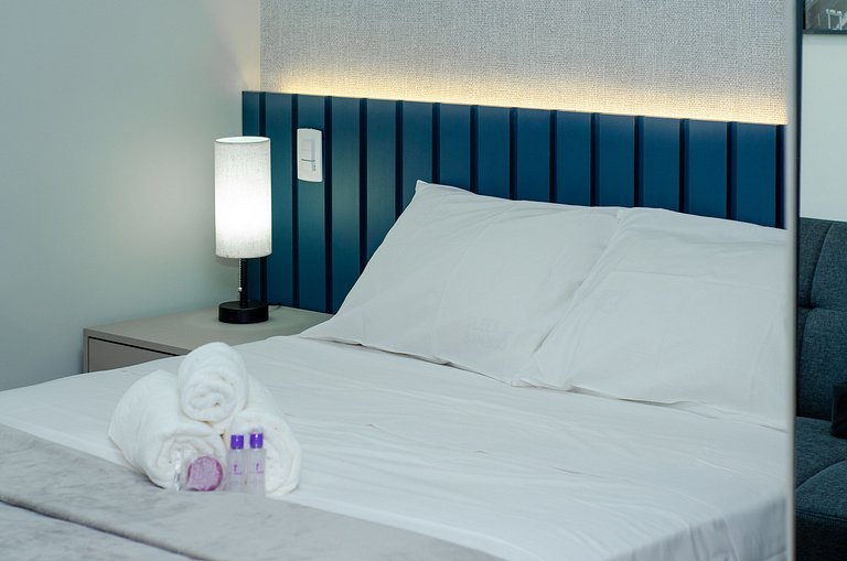 Charmoso studio na Fradique Coutinho