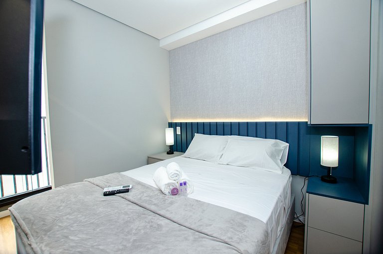 Charmoso studio na Fradique Coutinho