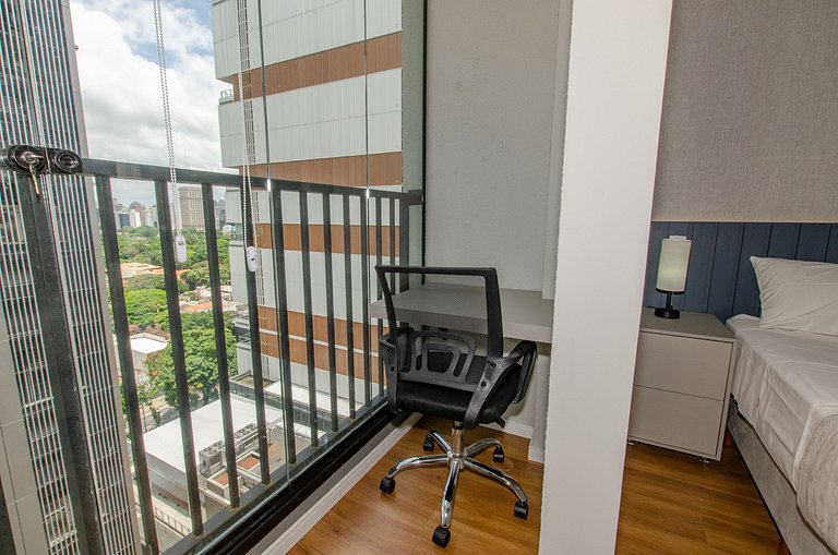 Charmoso studio na Fradique Coutinho