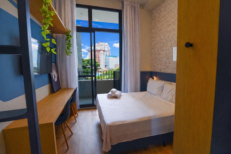 Studio com mezanino ao lado do Mackenzie