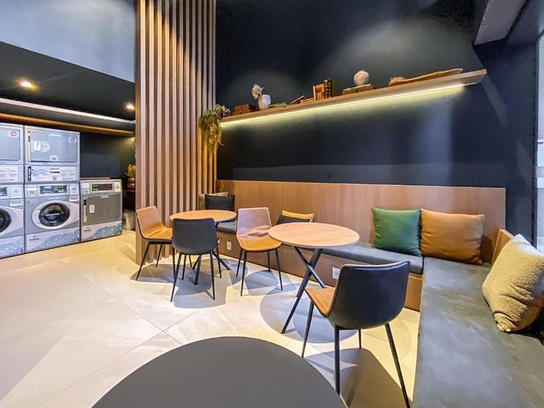 Belíssimo studio C/cama queen ao lado do Mackenzie