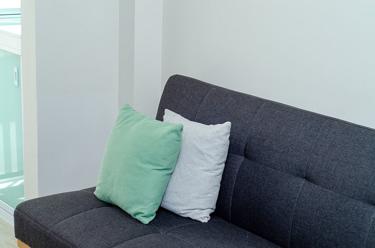 Charmoso studio na Fradique Coutinho