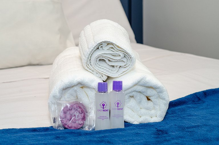 Charmoso studio na Fradique Coutinho