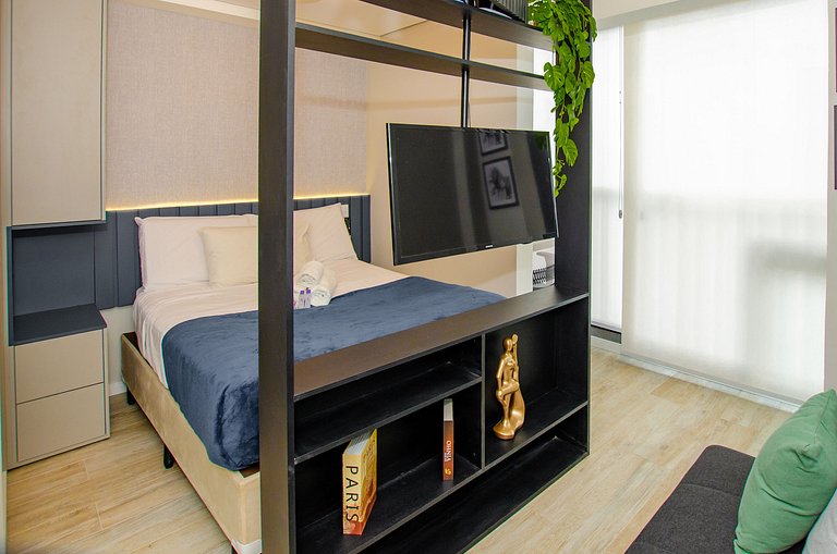 Charmoso studio na Fradique Coutinho