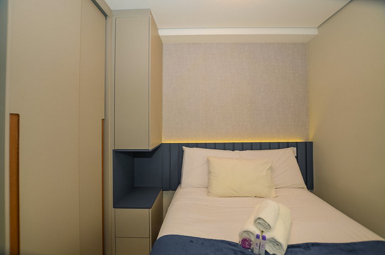 Charmoso studio na Fradique Coutinho