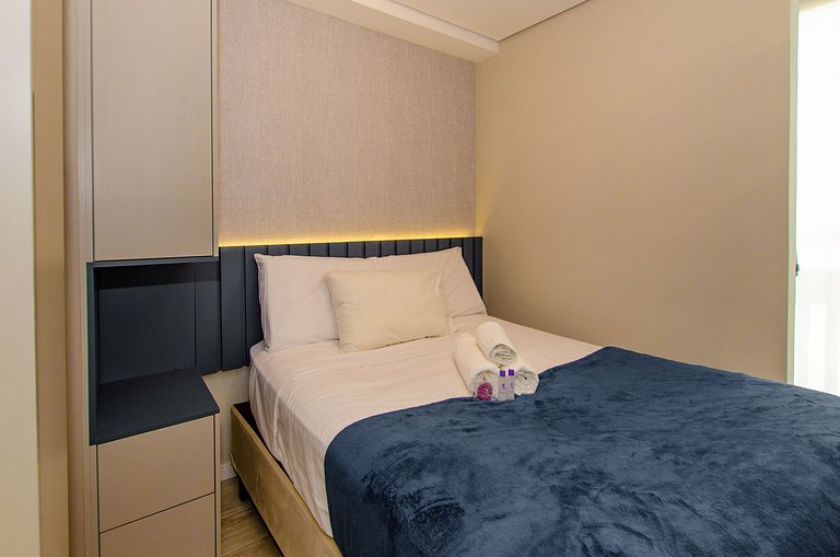 Charmoso studio na Fradique Coutinho