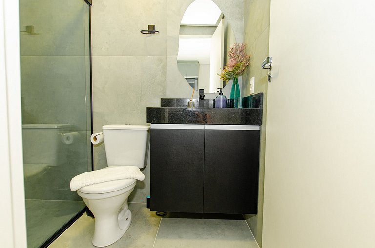 Charmoso studio na Fradique Coutinho