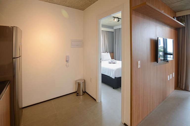 Belo apto de 2 dorms C/ varanda e ar-condicionado