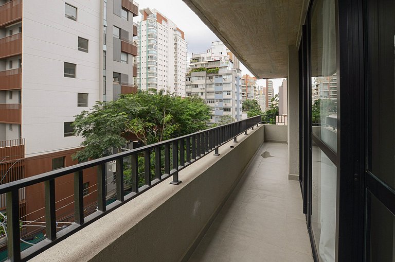 Belo apto de 2 dorms C/ varanda e ar-condicionado