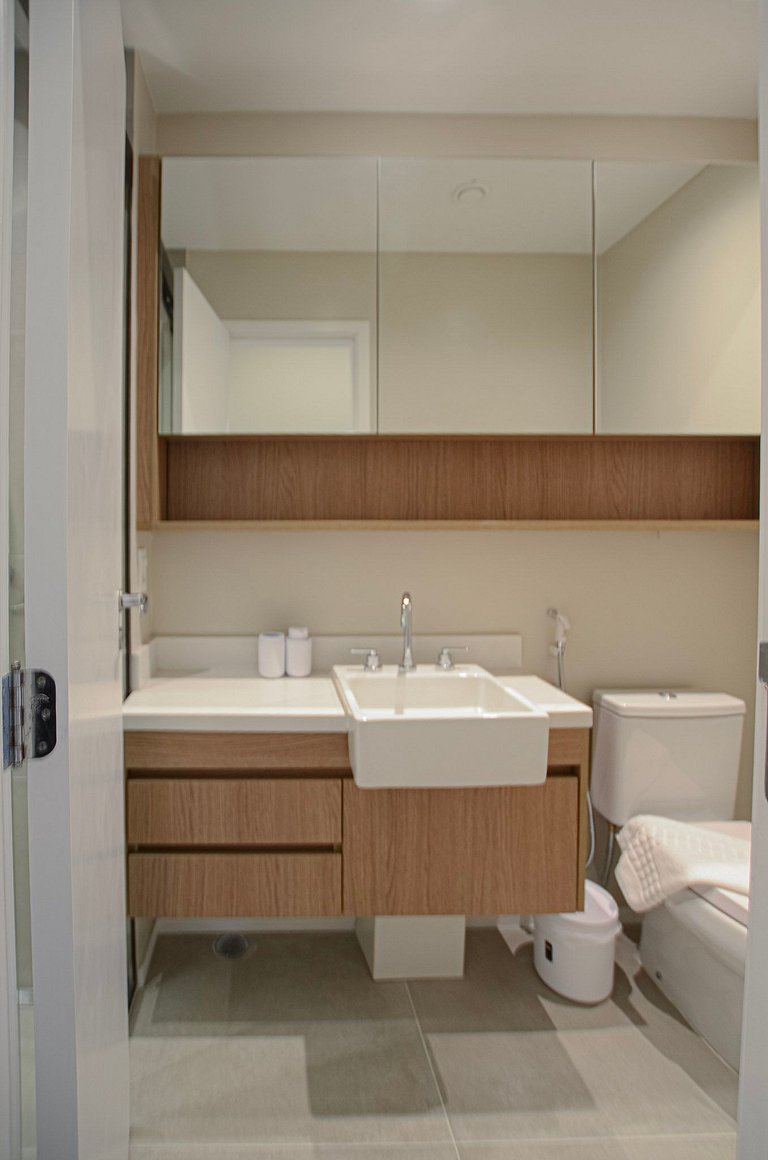 Luxuoso studio ao lado do Morumbi Shopping