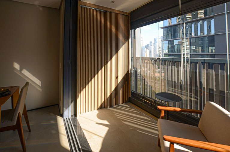 Luxuoso studio ao lado do Morumbi Shopping