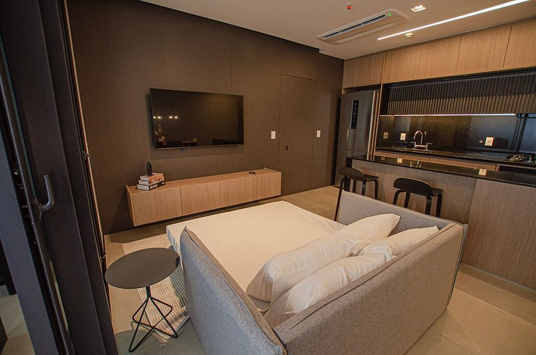 Luxuoso studio ao lado do Morumbi Shopping