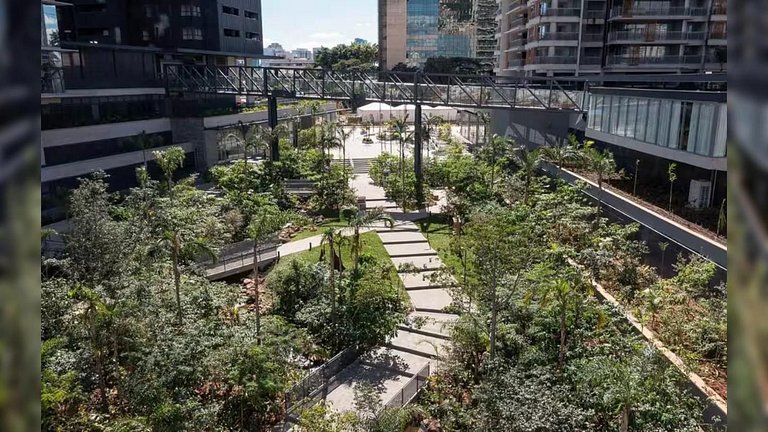 Luxuoso studio ao lado do Morumbi Shopping