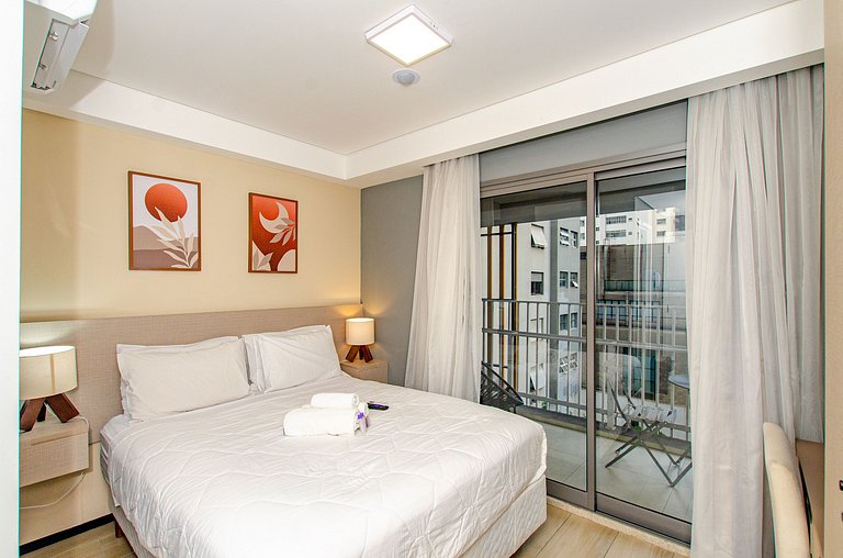 Belo studio ao lado do Shopping Pamplona