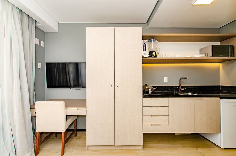 Belo studio ao lado do Shopping Pamplona